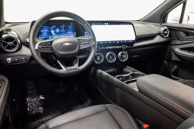 Used 2024 Chevrolet Blazer EV LT AWD/4WD image 7