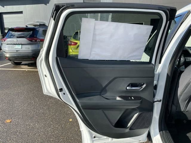 New 2026 Nissan Kicks SV w/ SV Premium Package image 21