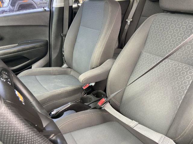 Used 2021 Chevrolet Trax LS w/ Tint and Cruise Package image 13