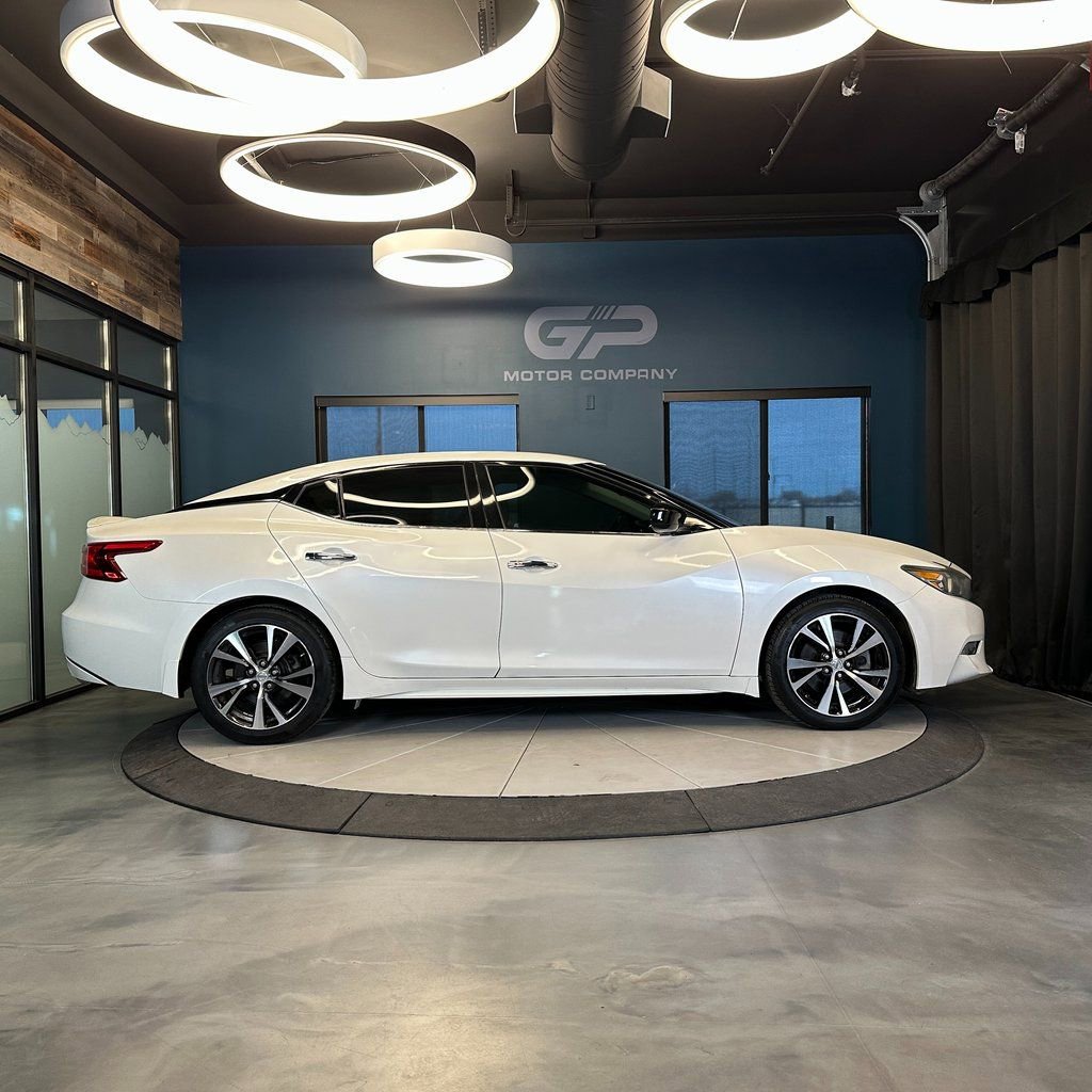 Used 2016 Nissan Maxima 3.5 S image 2