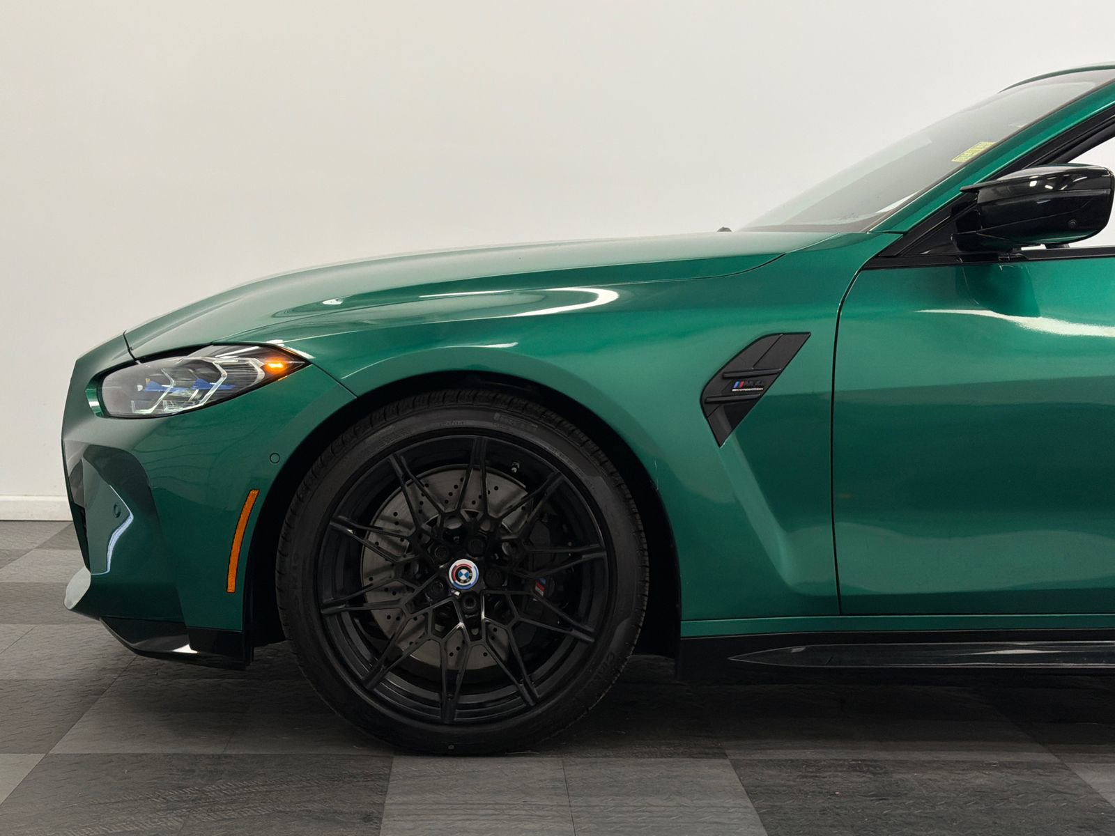 Used 2023 BMW M4 xDrive Competition w/ Parking Assistance Package AWD/4WD image 4
