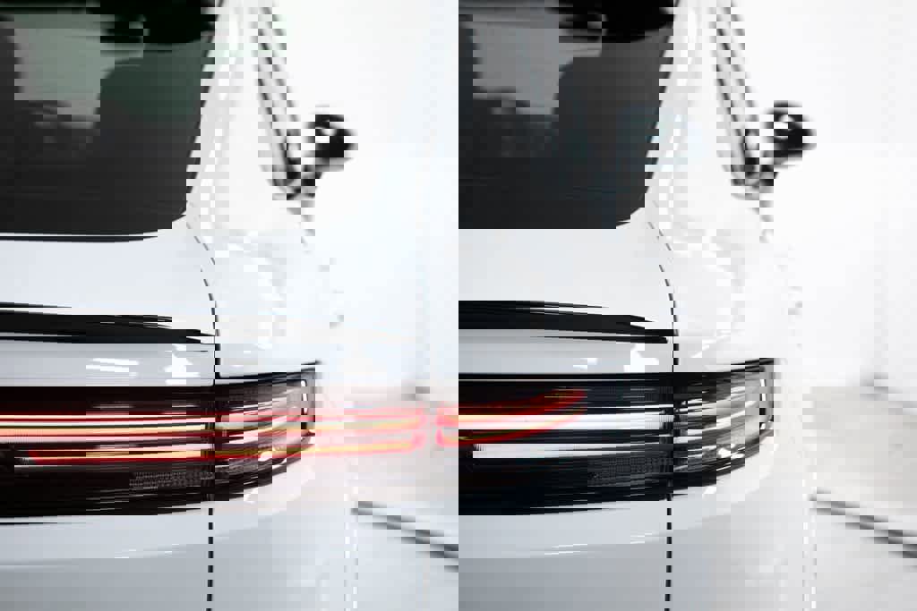 Certified 2025 Porsche Cayenne S image 39