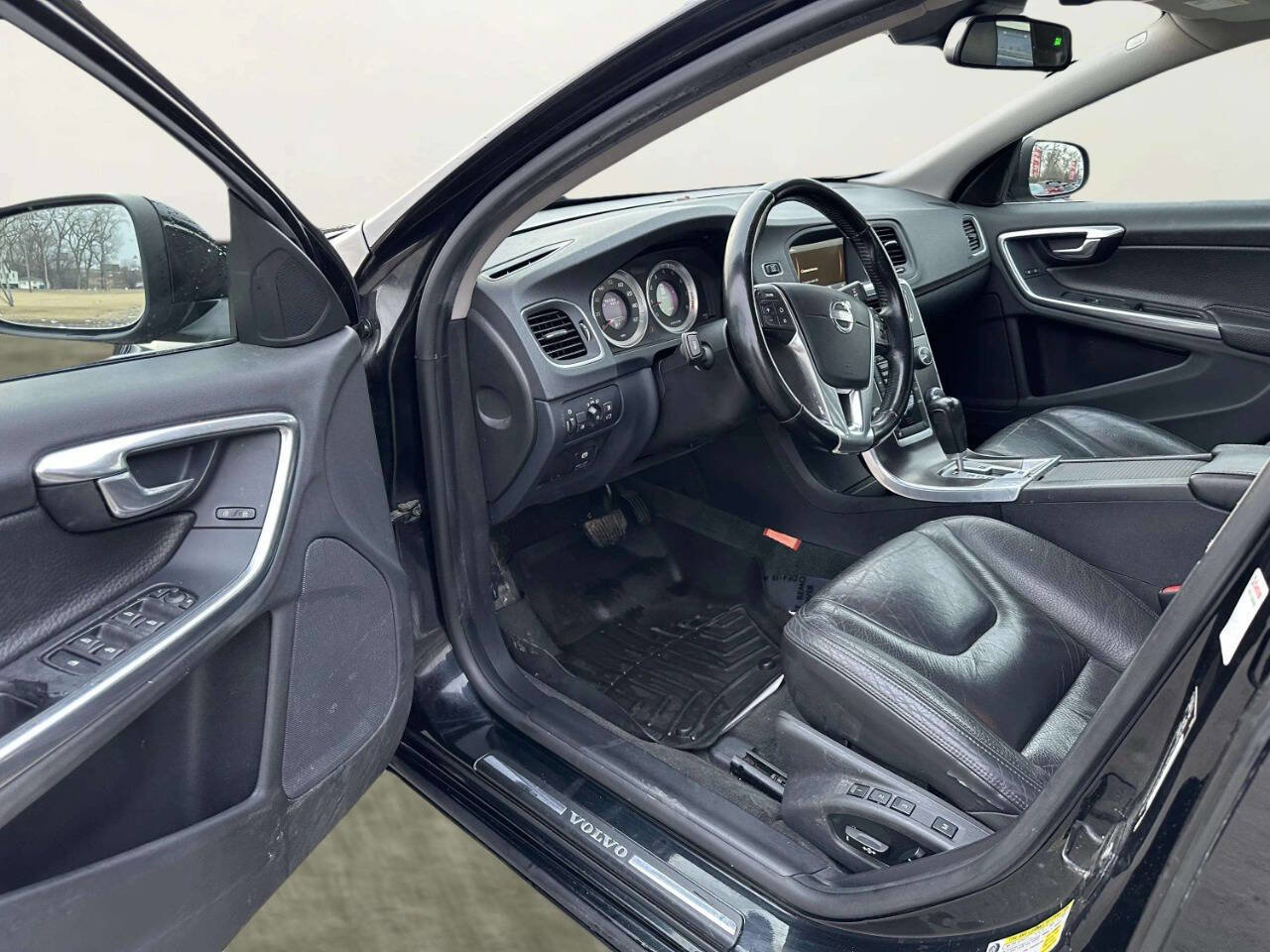 Used 2012 Volvo S60 T5 FWD image 11
