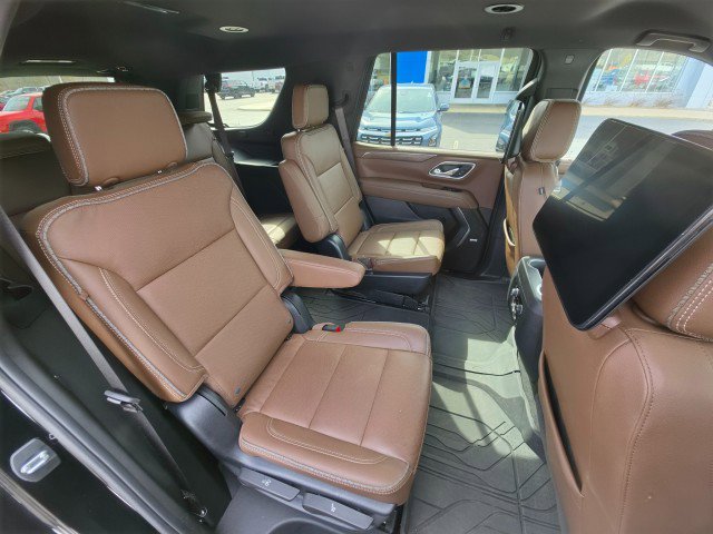 Used 2024 Chevrolet Tahoe High Country w/ Advanced Technology Package image 18