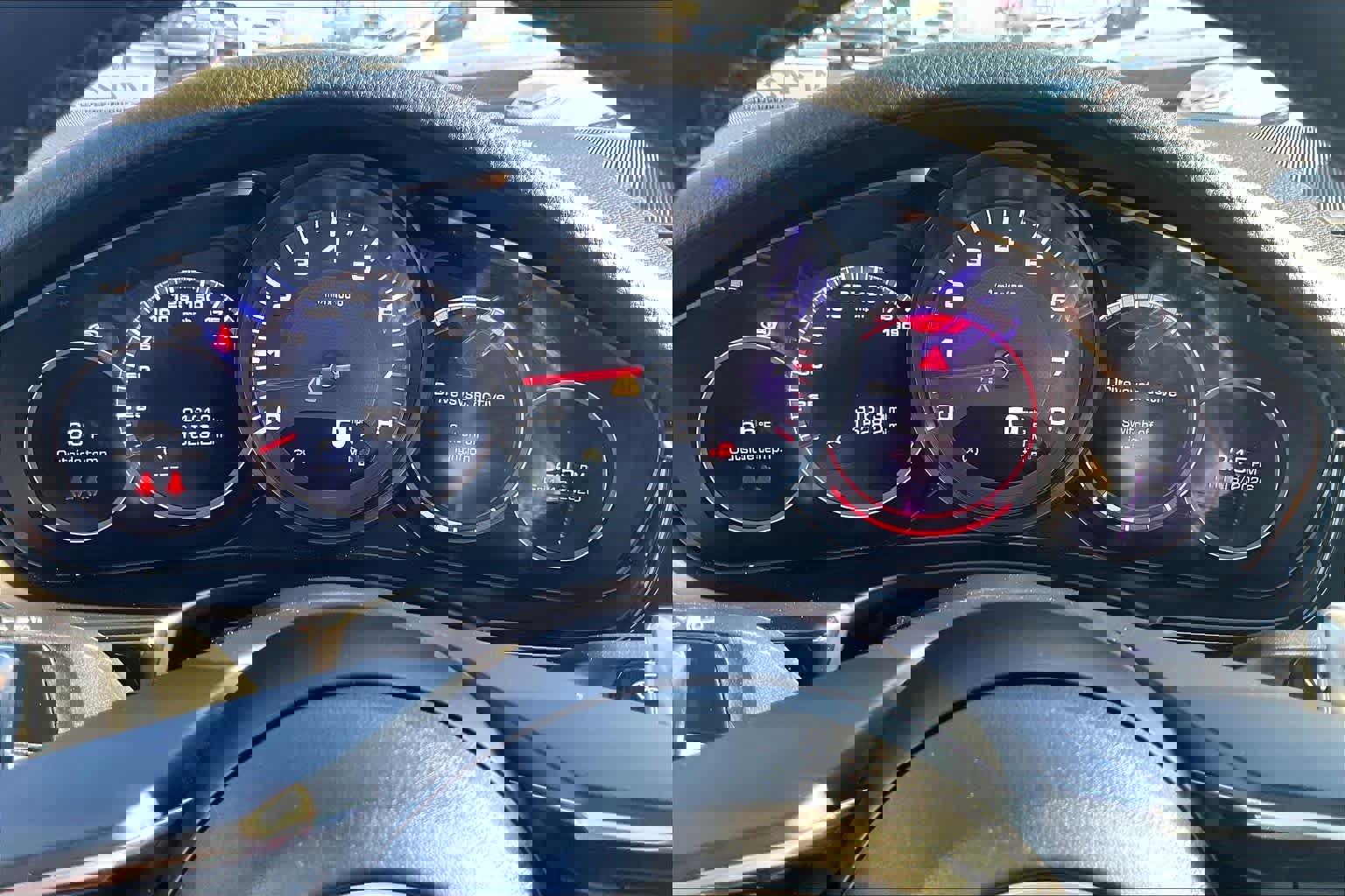 Used 2021 Porsche Panamera image 22