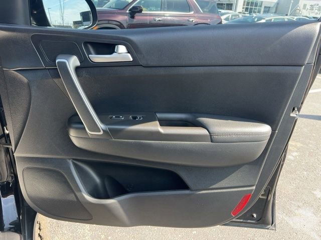 Used 2017 Kia Sportage LX image 27