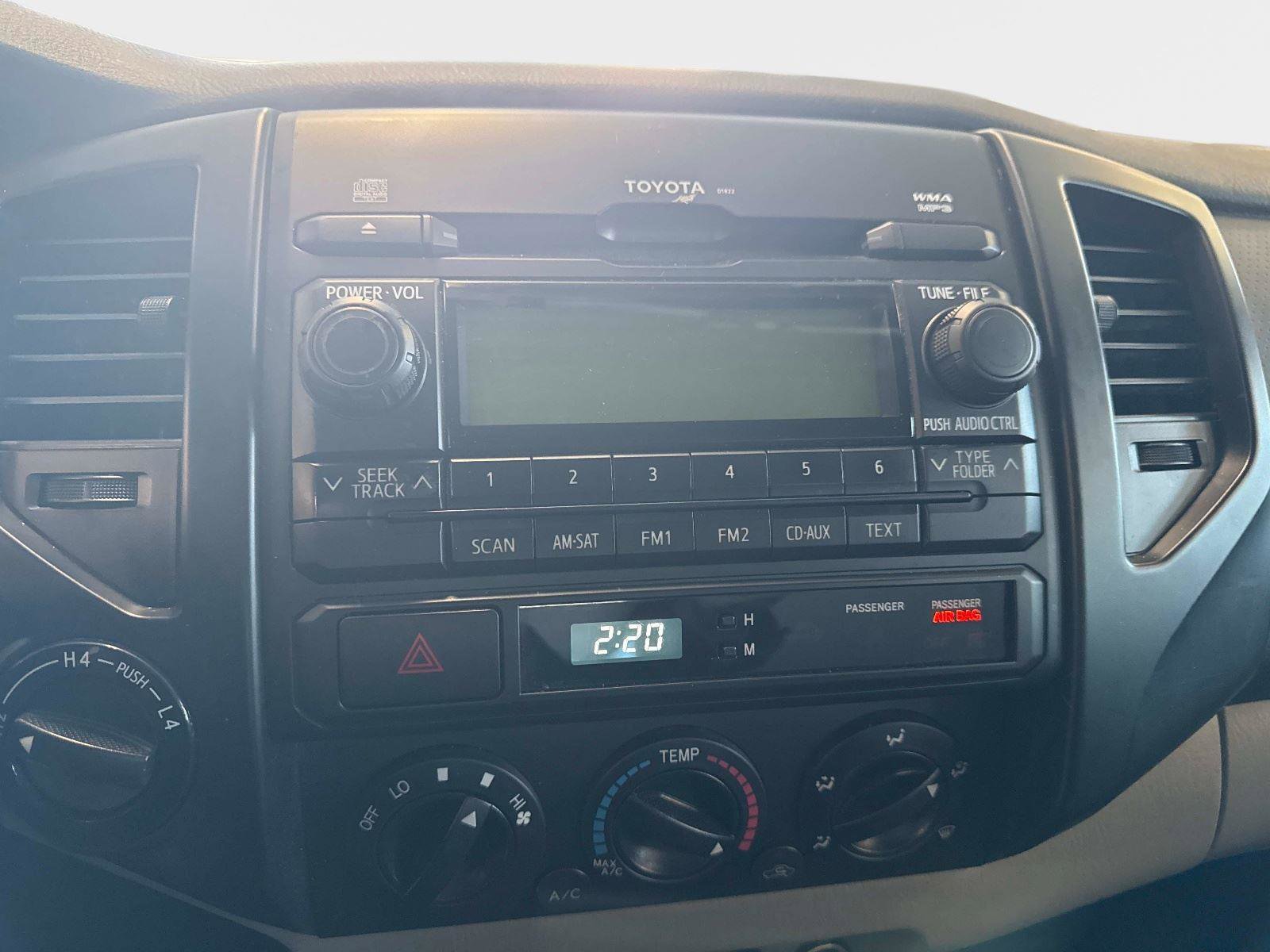 Used 2012 Toyota Tacoma image 16