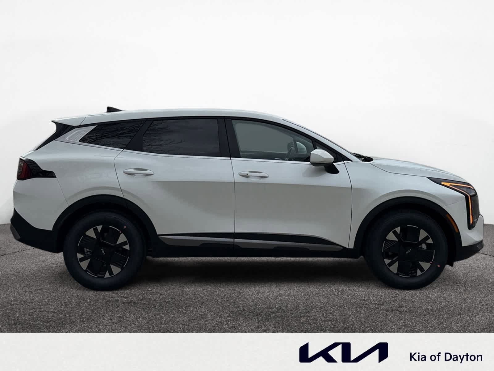 New 2026 Kia Sportage LX FWD image 6