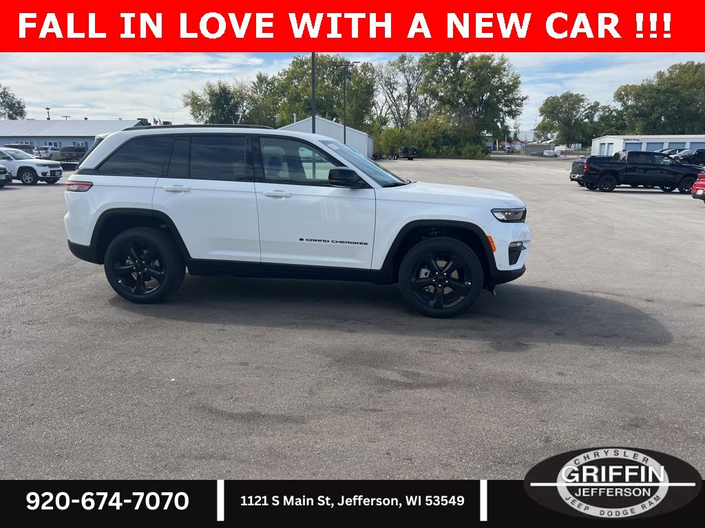 New 2025 Jeep Grand Cherokee Limited w/ Luxury Tech Group II image 11