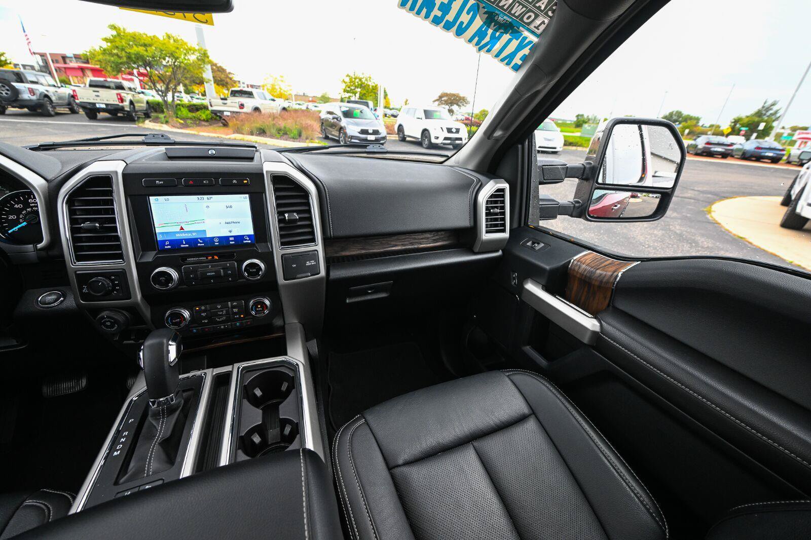 Certified 2019 Ford F150 Lariat w/ Equipment Group 502A Luxury AWD/4WD image 33