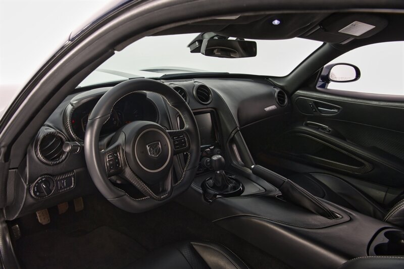 Used 2014 SRT Viper GTS w/ GTS Laguna Interior Package RWD image 22