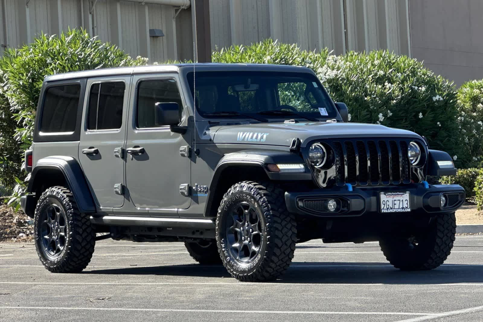 Used 2023 Jeep Wrangler Unlimited w/ 8.4" Radio Group AWD/4WD image 9