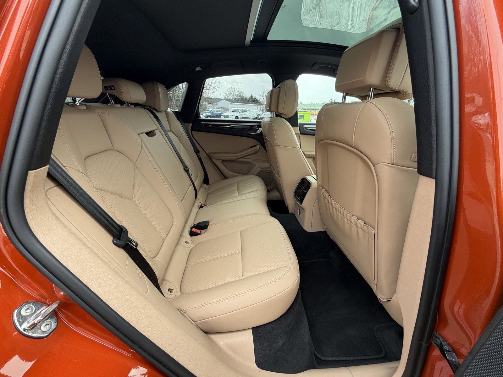 Used 2022 Porsche Macan S AWD/4WD image 24
