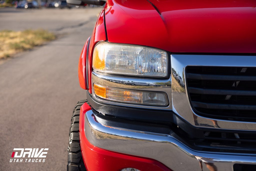 Used 2007 GMC Sierra 2500 SLT w/ Heavy-Duty Power Package image 4