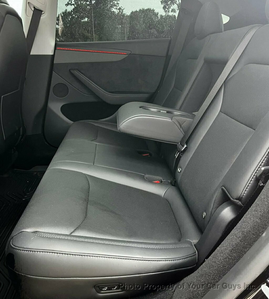 Used 2026 Tesla Model Y Long Range RWD image 32