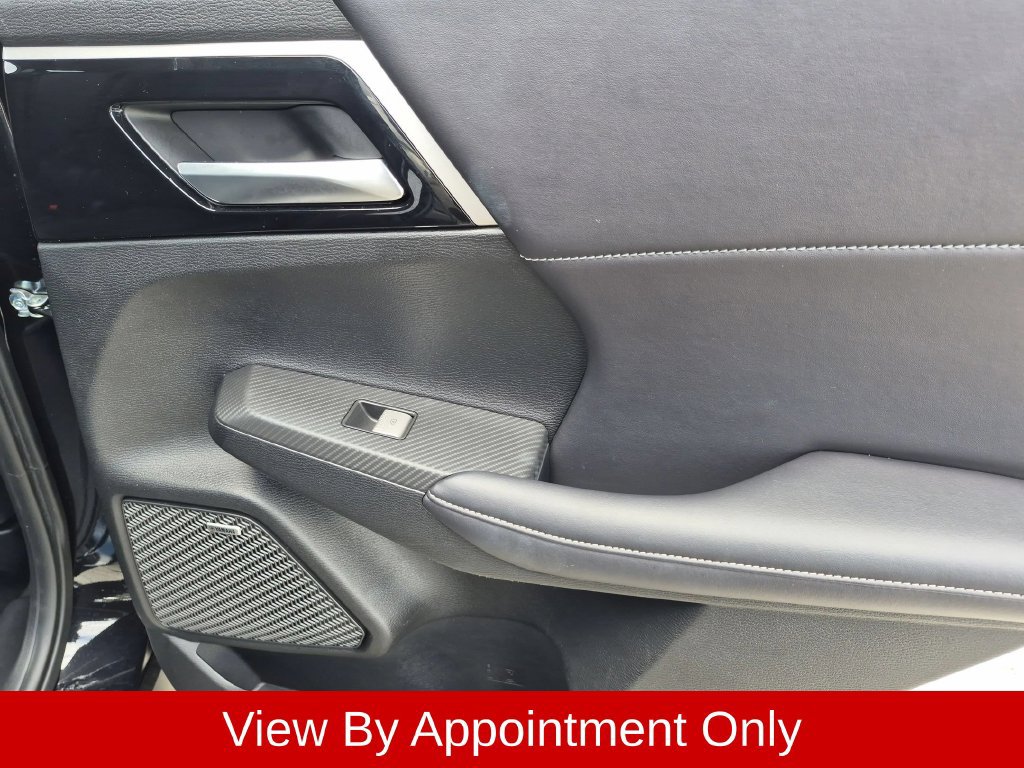 Used 2025 Mitsubishi Outlander SE AWD/4WD image 31
