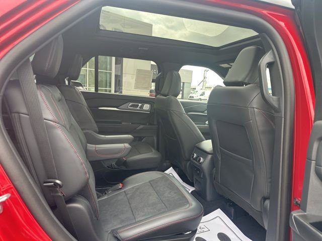 New 2026 Ford Explorer ST w/ Sun And Sound Package AWD/4WD image 16