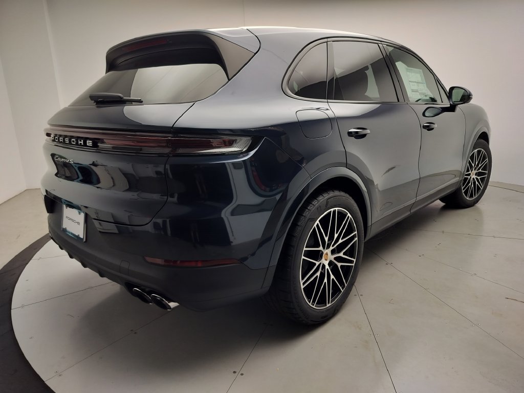 New 2026 Porsche Cayenne S AWD/4WD image 23