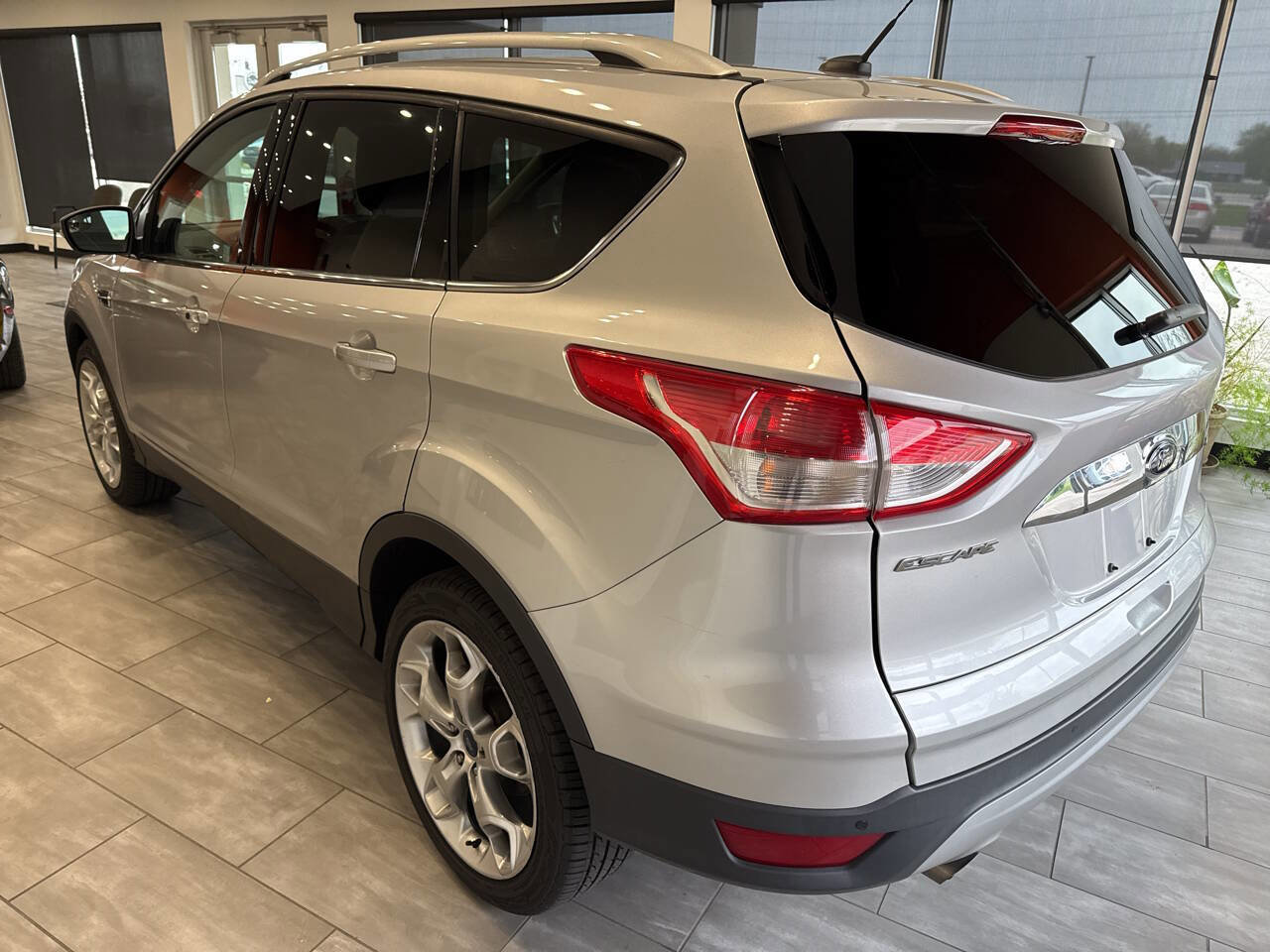 Used 2016 Ford Escape Titanium image 5