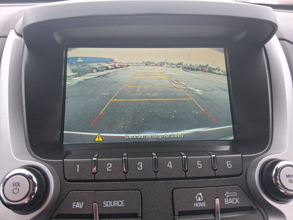 Used 2017 Chevrolet Equinox LS image 22