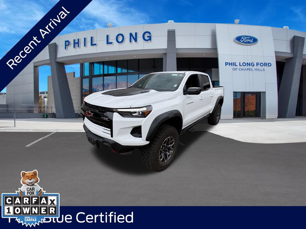Used 2025 Chevrolet Colorado ZR2 w/ Technology Package AWD/4WD image 1