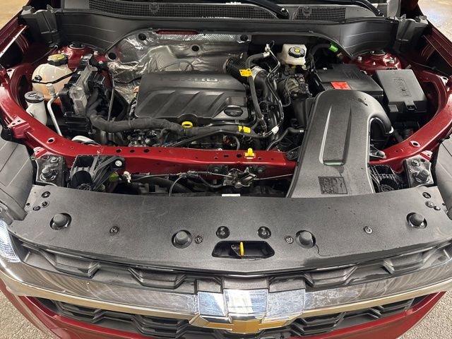 Used 2025 Chevrolet Trax LT w/ Driver Confidence Package FWD image 28