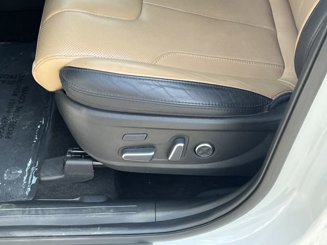 Certified 2023 Hyundai Santa Fe Calligraphy image 9