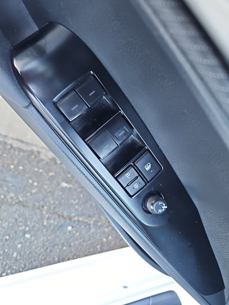 Used 2025 Toyota Camry LE FWD image 24