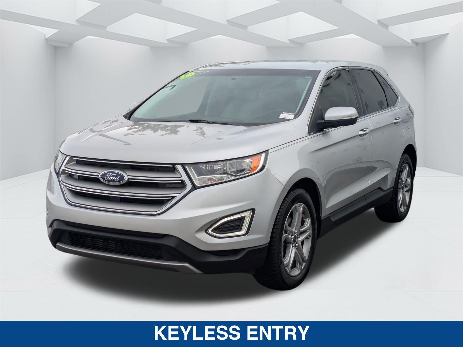Used 2016 Ford Edge Titanium w/ Technology Package FWD image 8