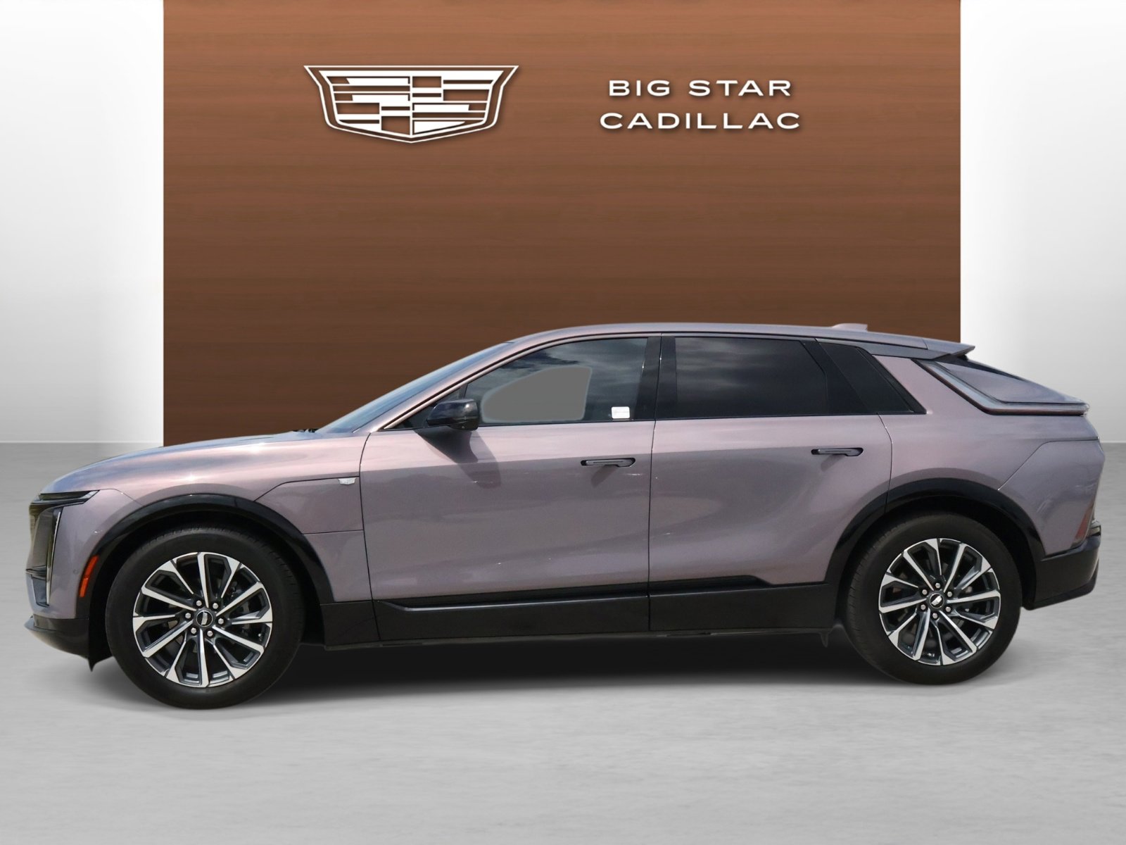 Certified 2024 Cadillac Lyriq Sport RWD image 2