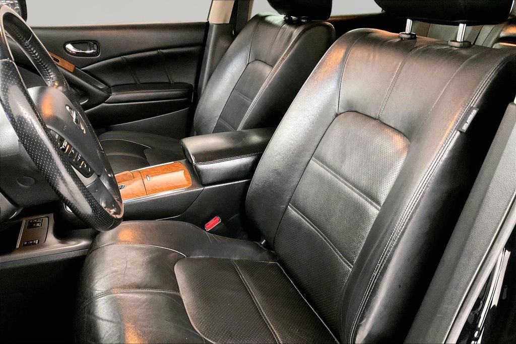 Used 2014 Nissan Murano LE w/ Platinum Edition Package AWD/4WD image 16