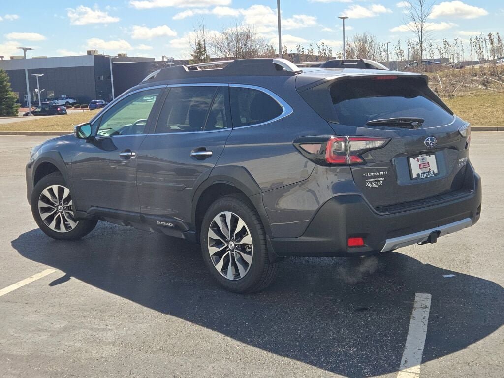 Certified 2025 Subaru Outback Touring XT w/ Popular Package #2 image 13