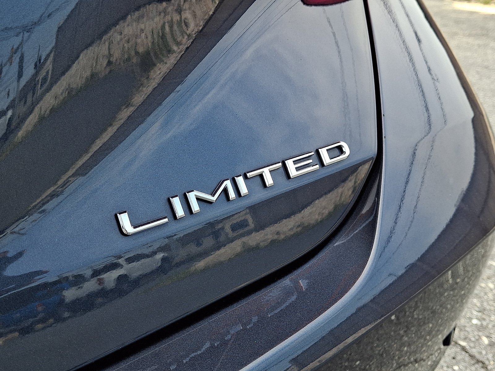 Used 2020 Toyota Avalon Limited w/ Advanced Safety Package FWD image 33