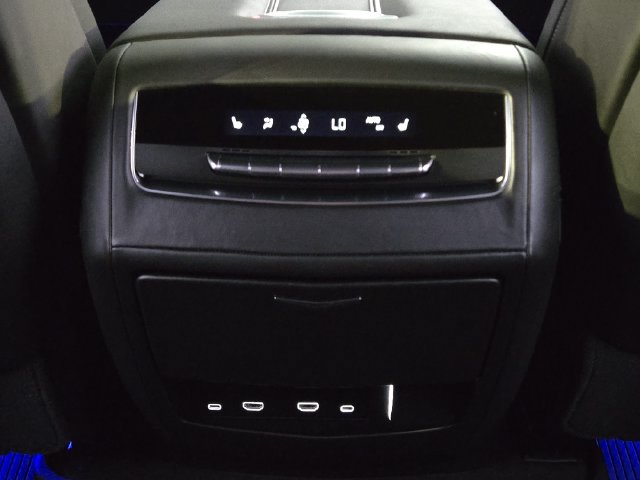 Used 2026 Cadillac Escalade V w/ LPO, ONYX Package AWD/4WD image 31