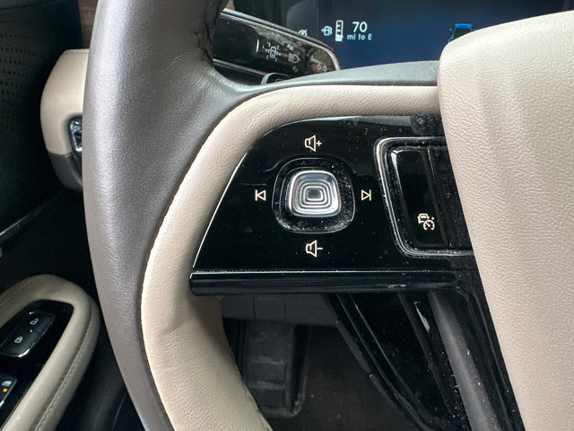 Used 2023 Lincoln Corsair Reserve w/ Equipment Group 201A image 19