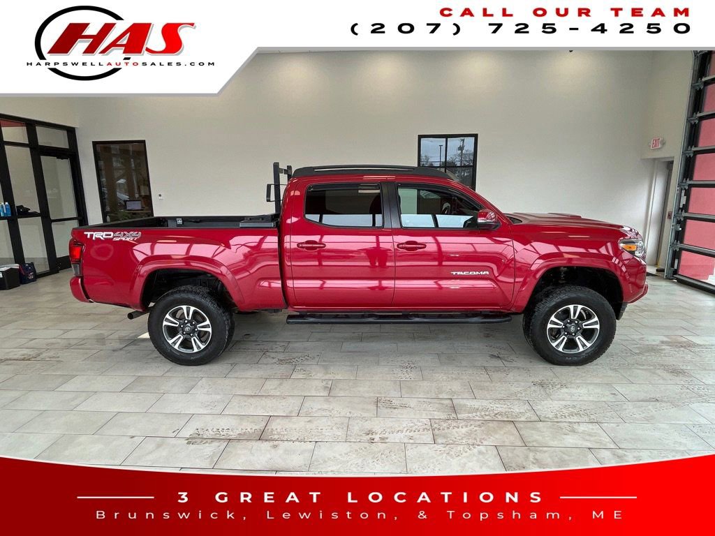 Used 2018 Toyota Tacoma TRD Sport w/ Technology Package image 7