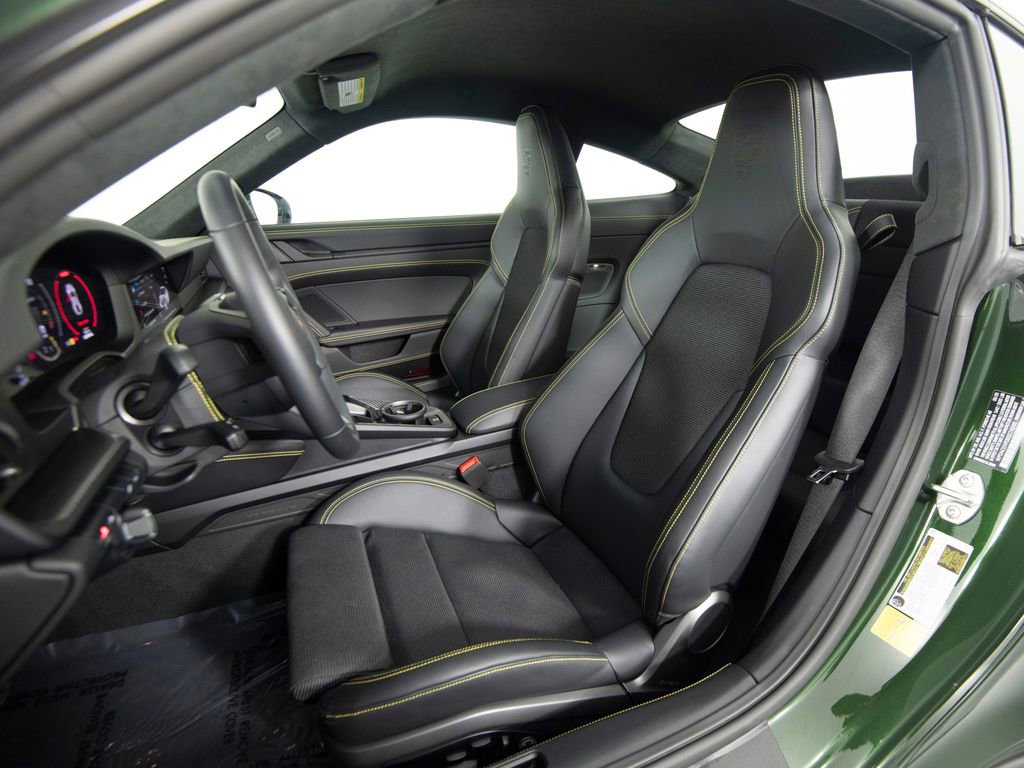 Certified 2025 Porsche 911 GT3 RWD image 34
