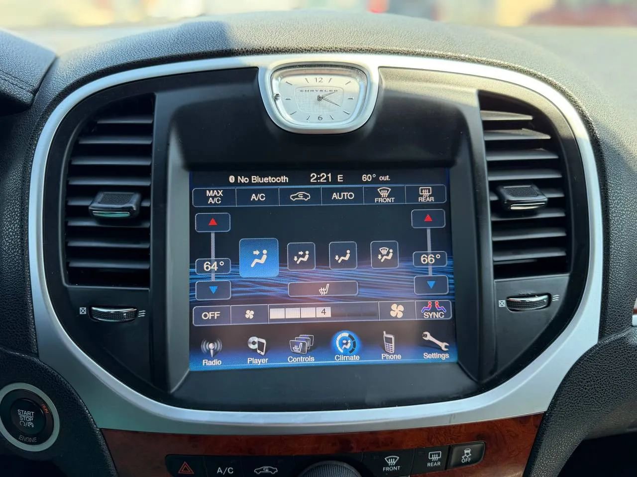 Used 2014 Chrysler 300 Limited RWD image 41