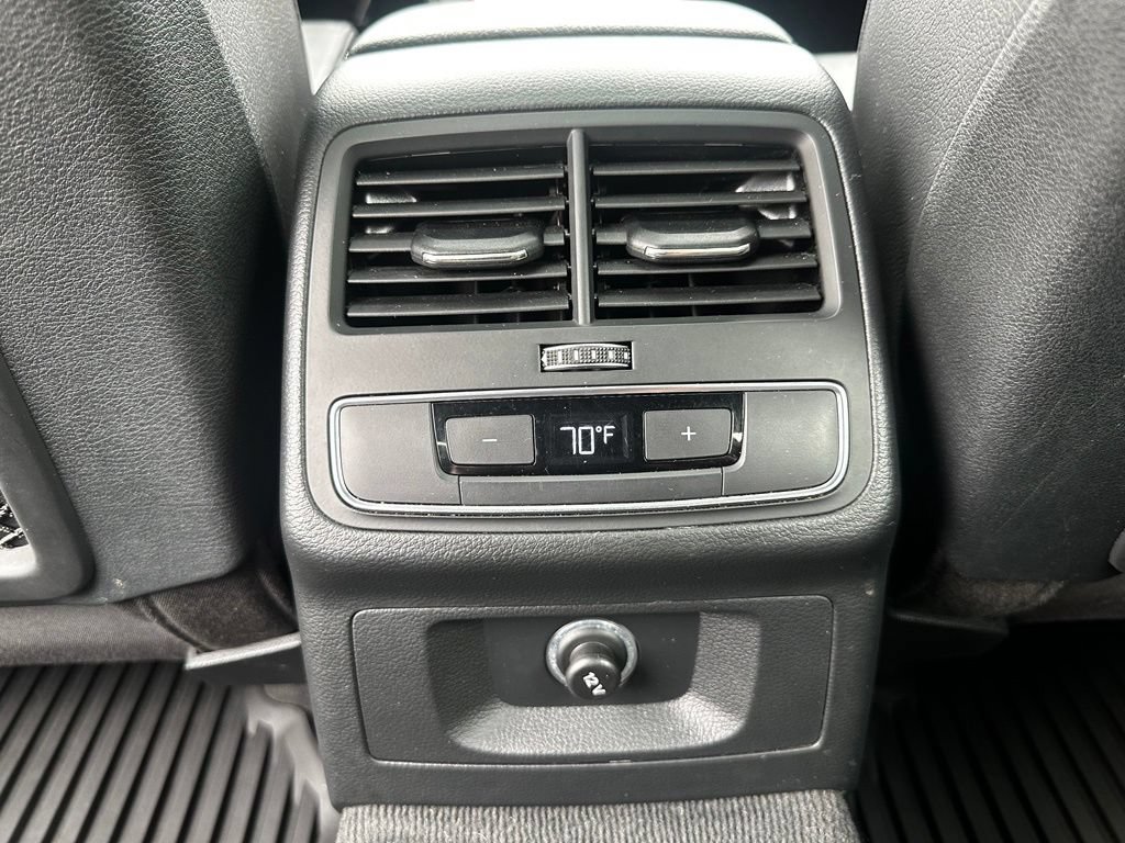 Used 2019 Audi A4 2.0T Premium w/ Convenience Package AWD/4WD image 23
