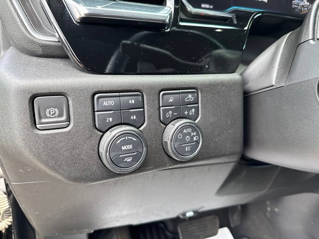 Used 2023 Chevrolet Silverado 1500 LTZ w/ Z71 Off-Road Package AWD/4WD image 19