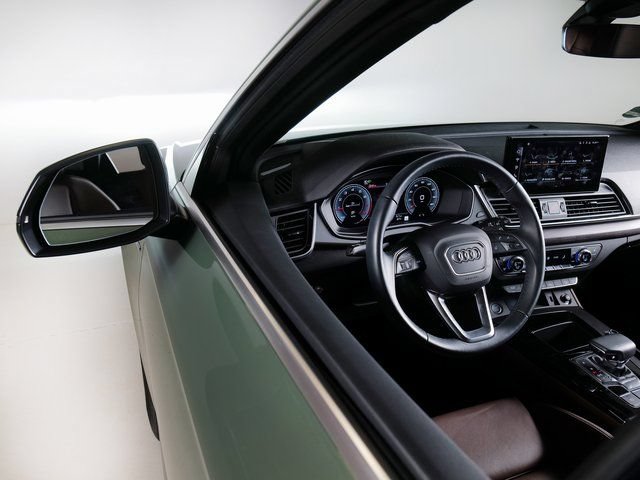Certified 2025 Audi Q5 Prestige AWD/4WD image 24