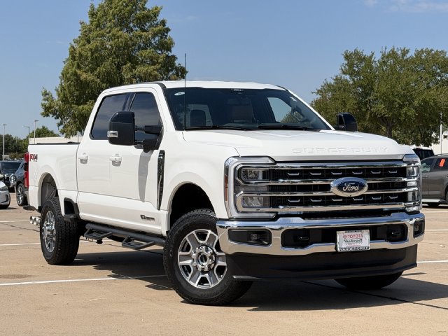 Used 2025 Ford F250 Lariat AWD/4WD image 2