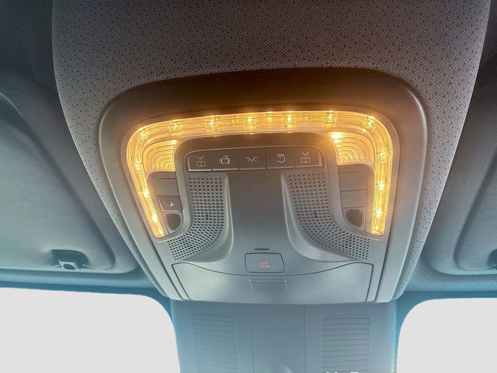 Used 2024 Mercedes-Benz Sprinter 2500 image 31