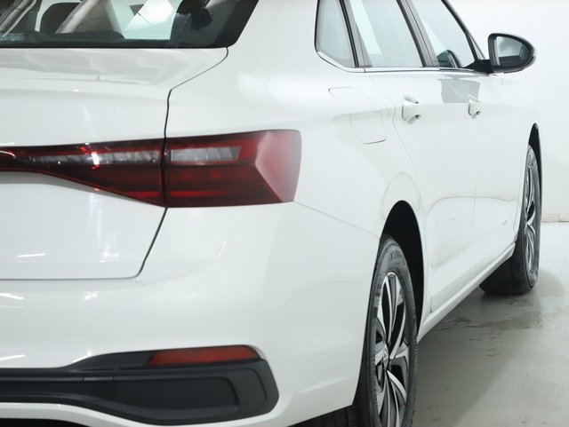 Certified 2025 Volkswagen Jetta S image 43