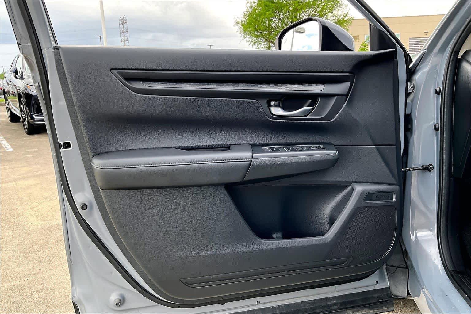 Used 2023 Honda CR-V EX image 19