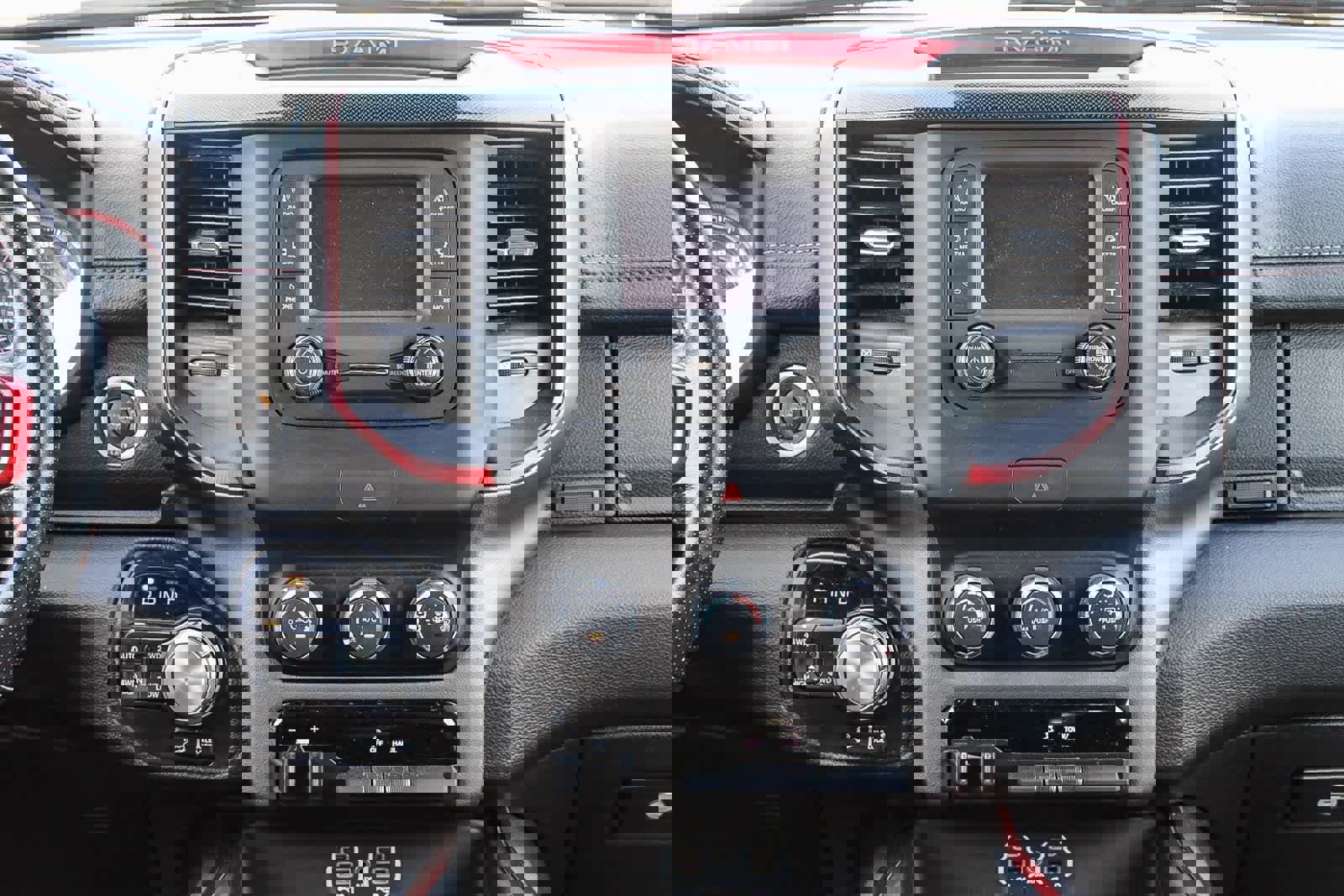 Used 2022 RAM 1500 Rebel image 17