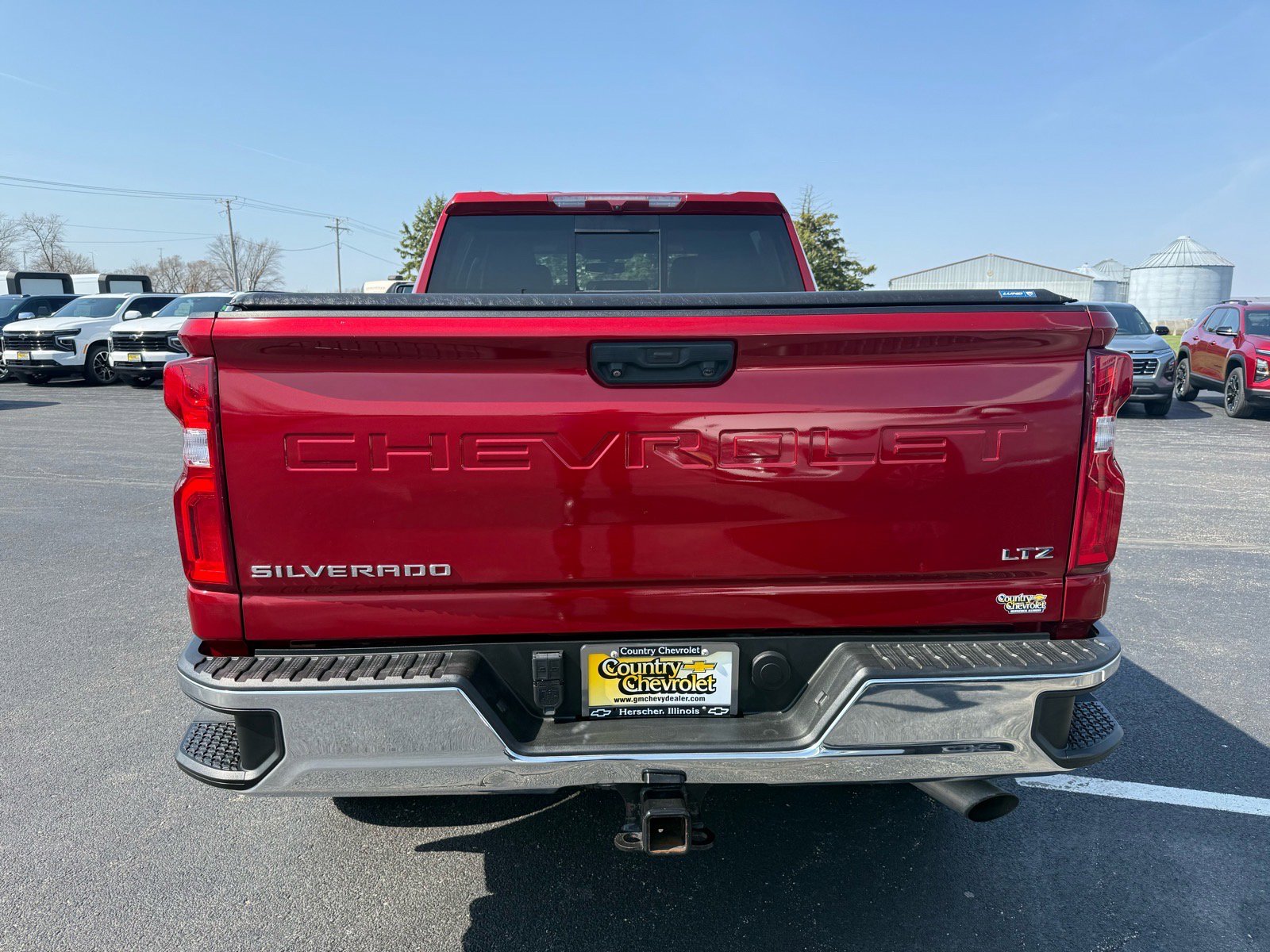 Used 2021 Chevrolet Silverado 2500 LTZ w/ LTZ Convenience Package AWD/4WD image 4