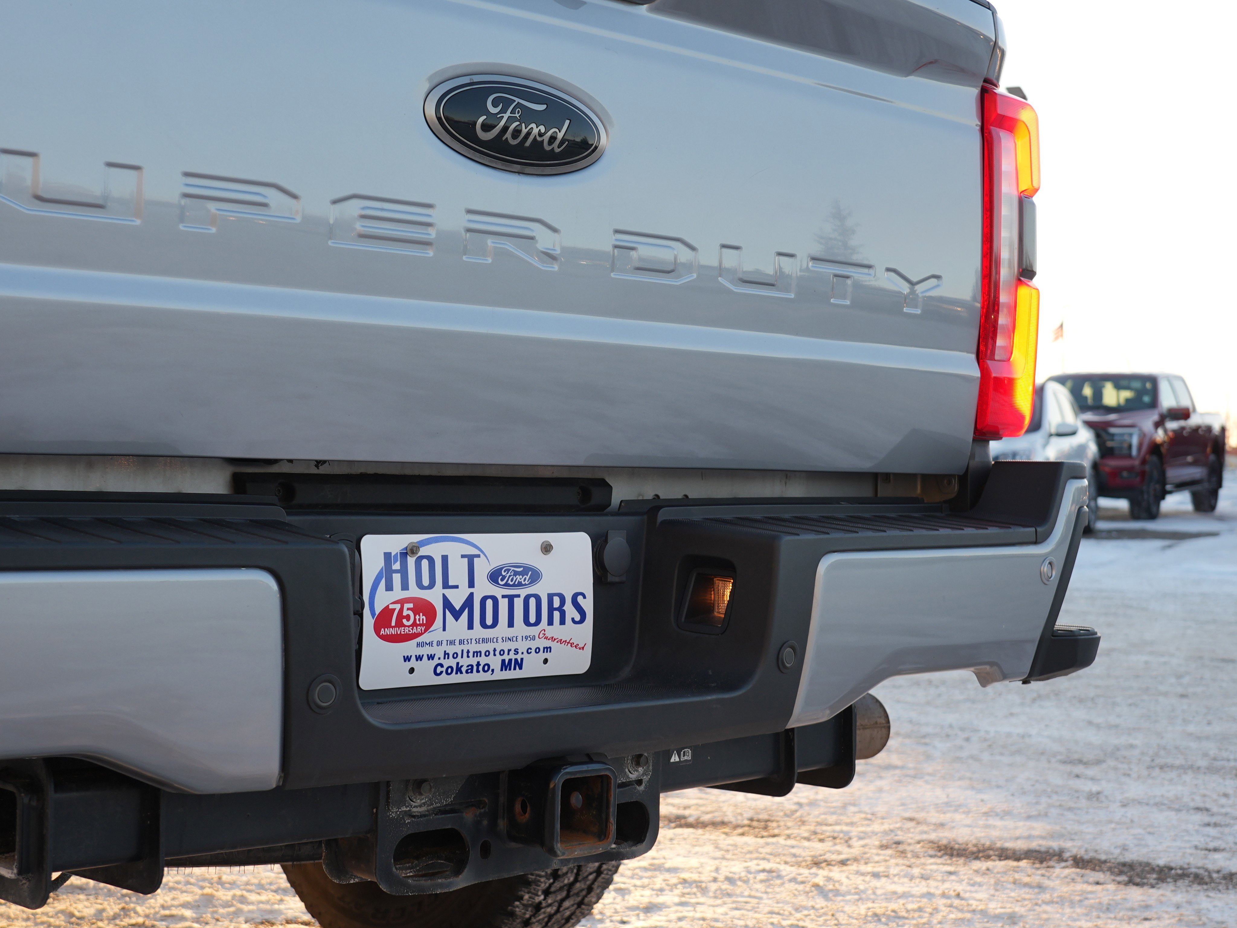 Used 2024 Ford F350 Lariat w/ Black Appearance Package image 12