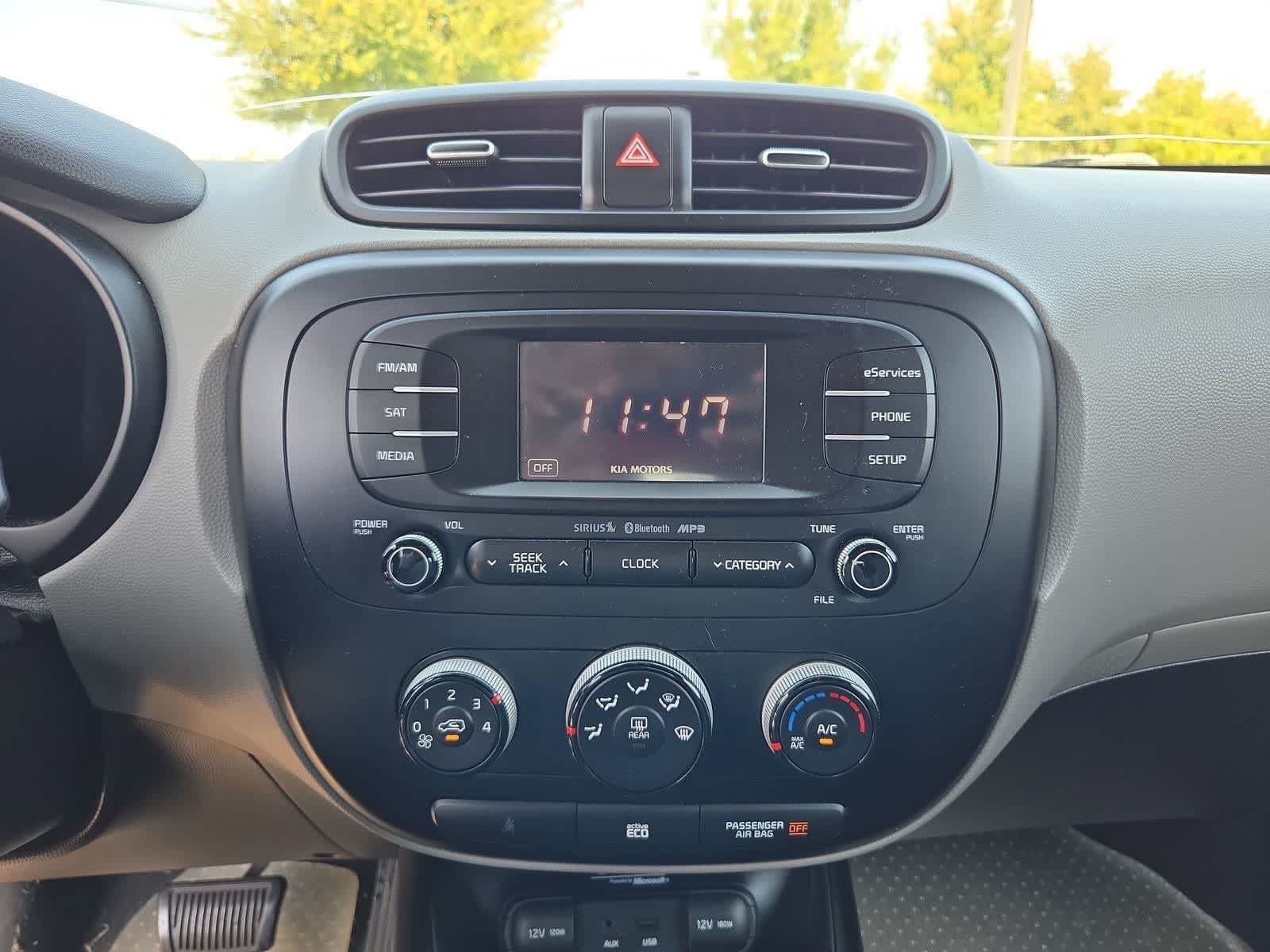 Used 2014 Kia Soul + w/ UVO w/Eservices Package FWD image 25