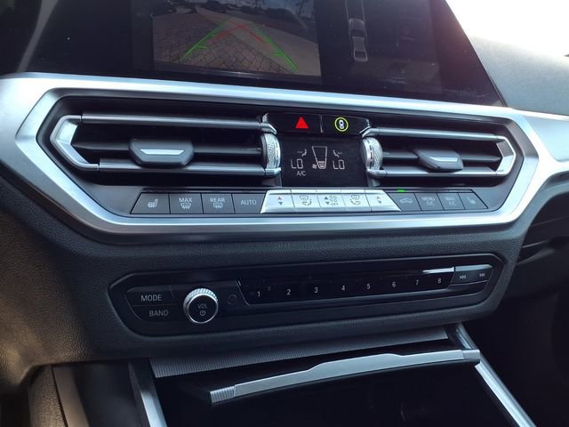 Used 2021 BMW 330e w/ Convenience Package image 17
